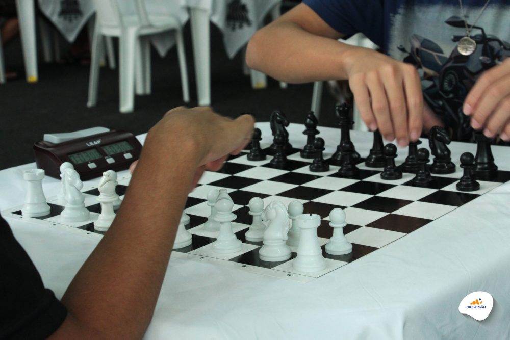 2ª Etapa Escolar do Festival de Xadrez acontece no Shopping Pátio Pinda -  Vale News 2.0